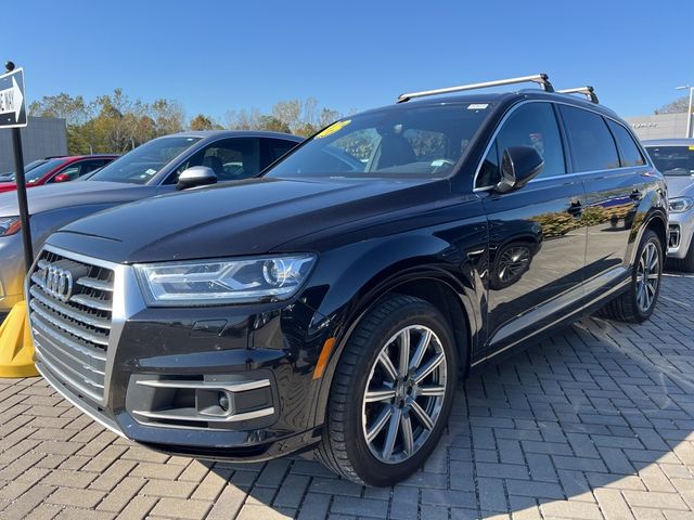 2018 Audi Q7 Premium Plus