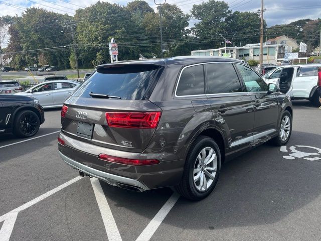 2018 Audi Q7 Premium Plus