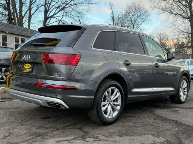 2018 Audi Q7 Premium Plus