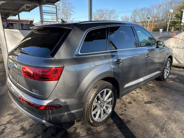 2018 Audi Q7 Premium Plus