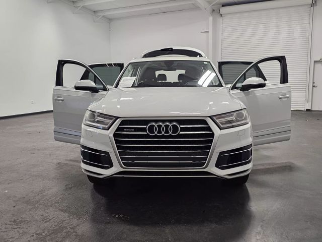 2018 Audi Q7 Premium Plus