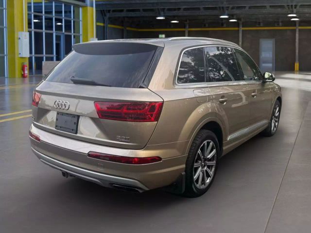 2018 Audi Q7 Premium Plus