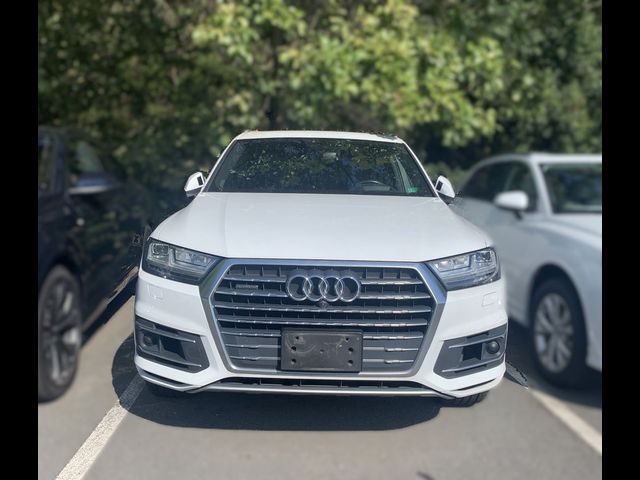 2018 Audi Q7 Prestige