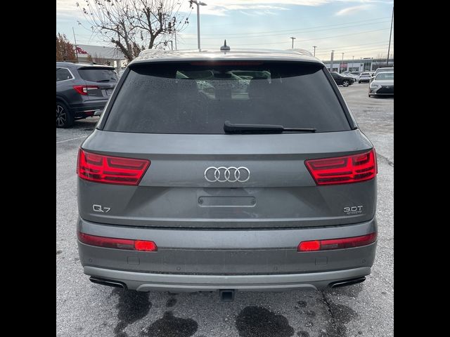 2018 Audi Q7 Prestige