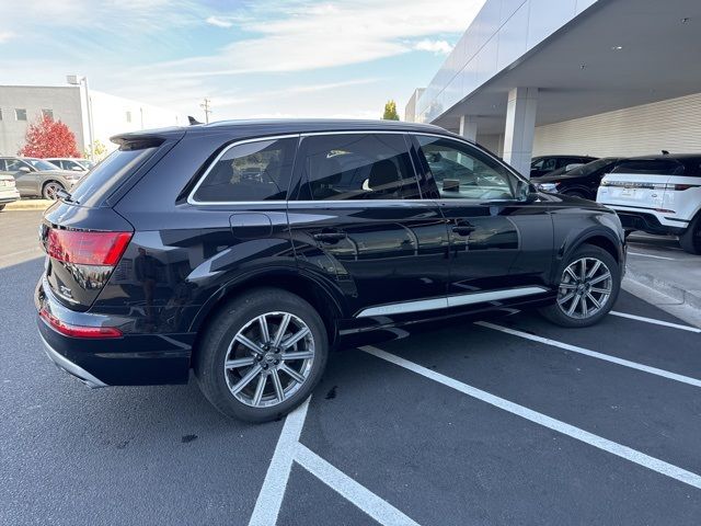 2018 Audi Q7 Prestige