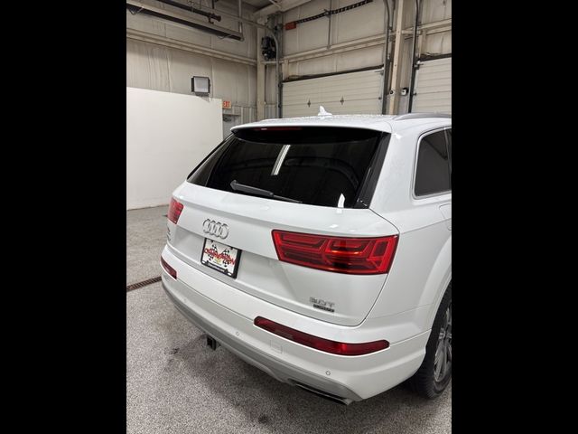 2018 Audi Q7 Prestige