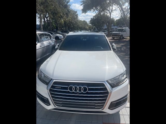 2018 Audi Q7 Prestige