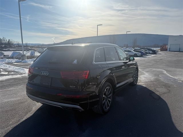 2018 Audi Q7 Prestige