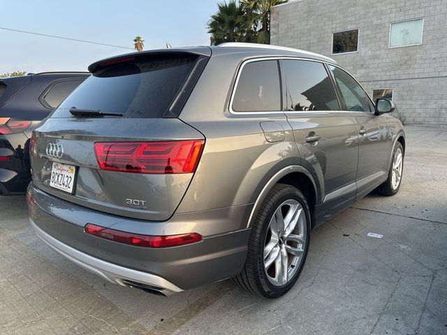 2018 Audi Q7 Prestige