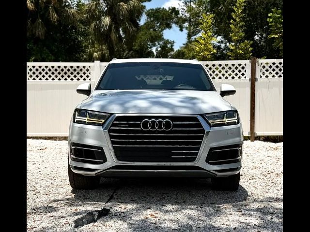 2018 Audi Q7 Prestige