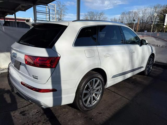 2018 Audi Q7 Prestige