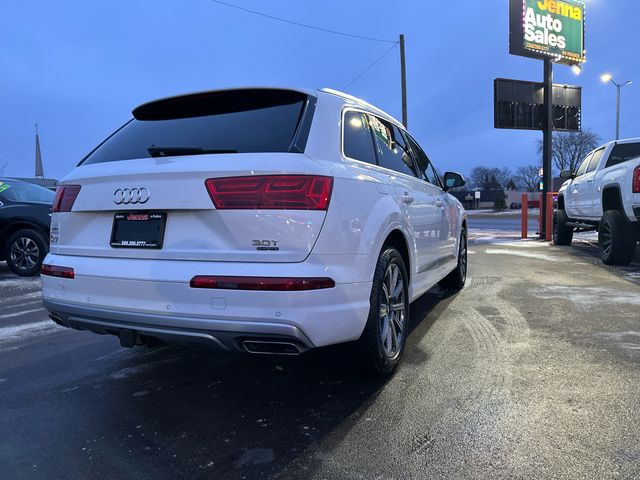 2018 Audi Q7 Prestige