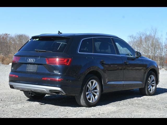 2018 Audi Q7 Premium