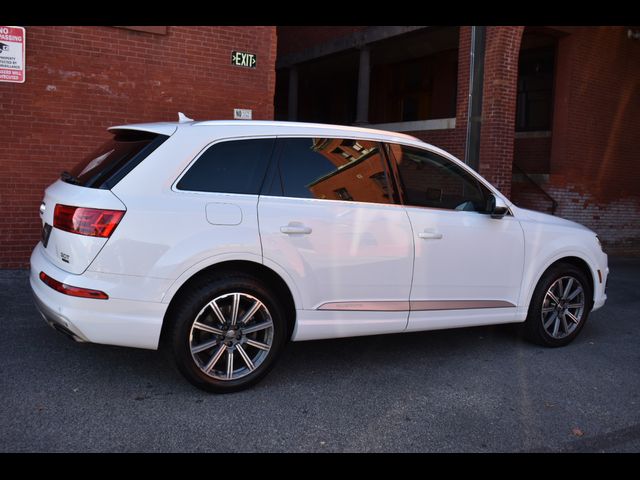 2018 Audi Q7 Premium Plus