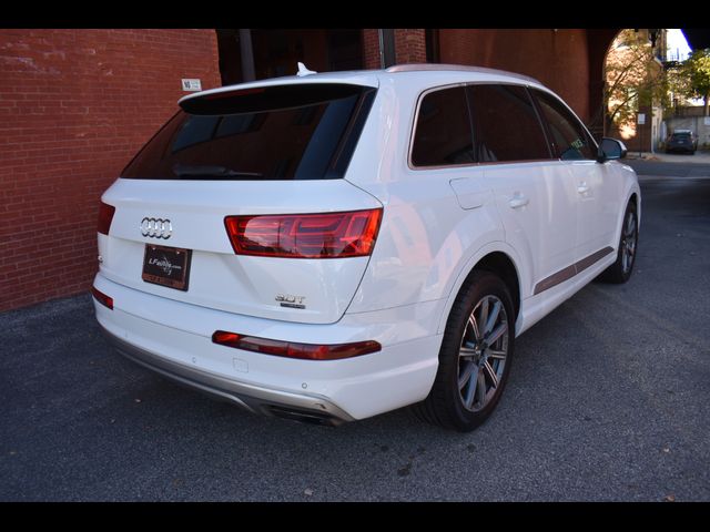 2018 Audi Q7 Premium Plus