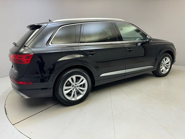 2018 Audi Q7 Premium Plus