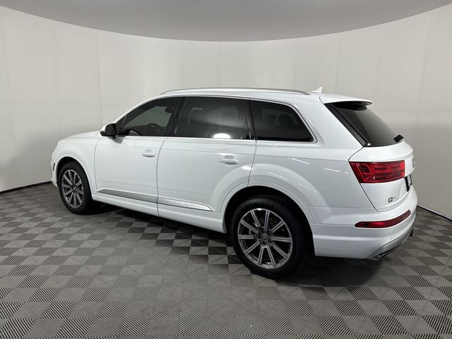 2018 Audi Q7 Premium Plus