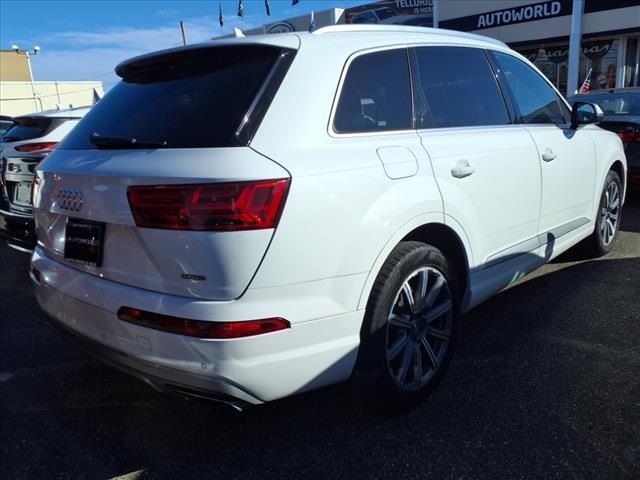 2018 Audi Q7 Premium Plus