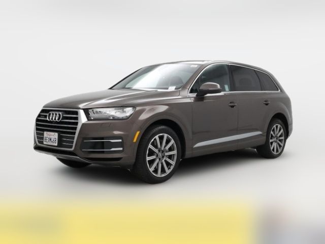 2018 Audi Q7 Premium Plus