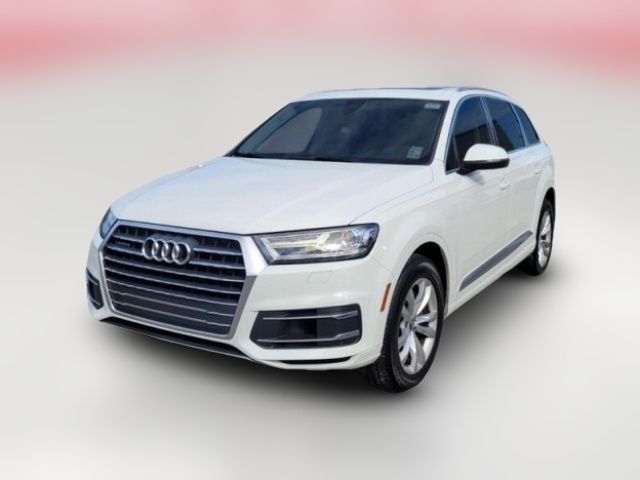 2018 Audi Q7 Premium Plus