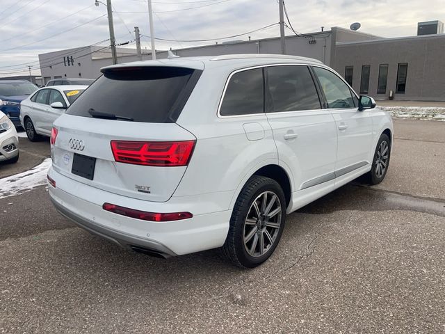 2018 Audi Q7 Premium Plus