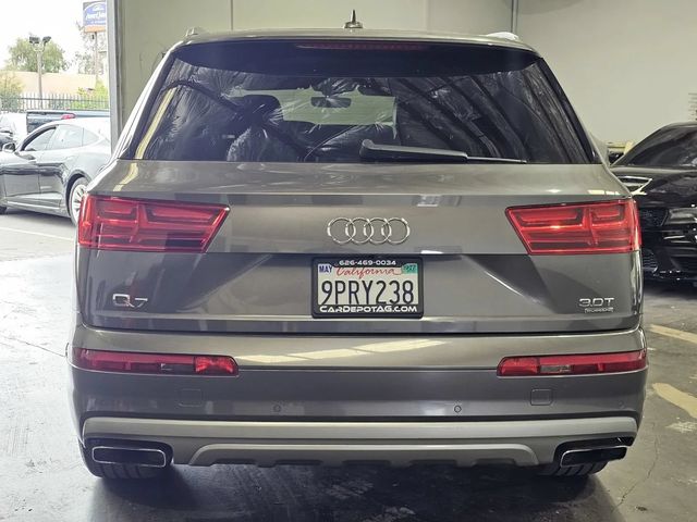 2018 Audi Q7 Premium Plus