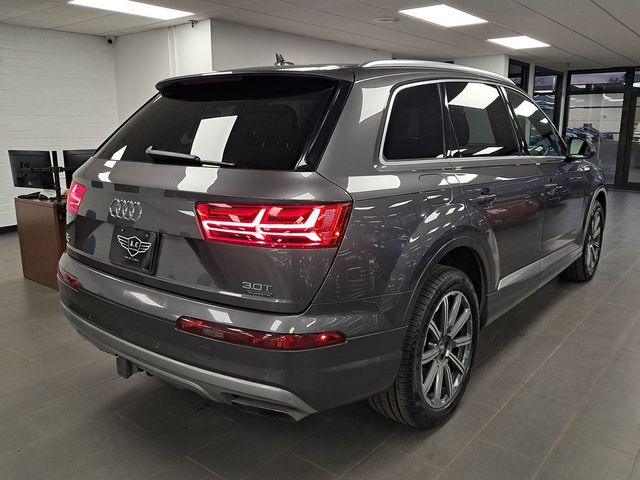 2018 Audi Q7 Premium Plus