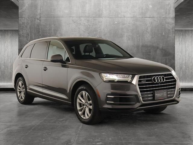 2018 Audi Q7 Premium Plus