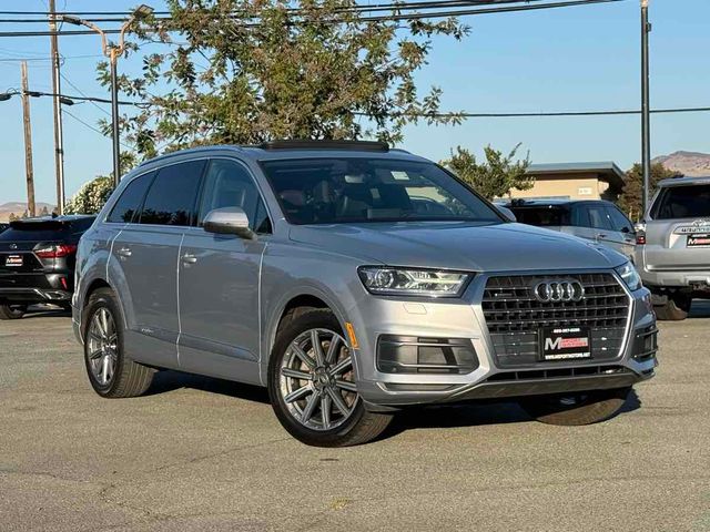 2018 Audi Q7 Premium Plus