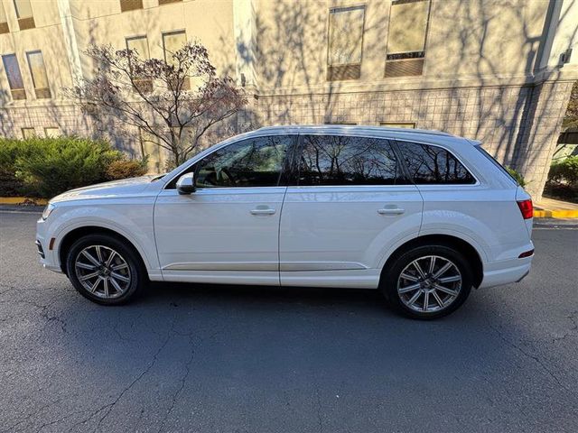 2018 Audi Q7 Premium Plus