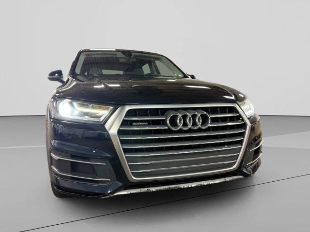 2018 Audi Q7 Premium Plus
