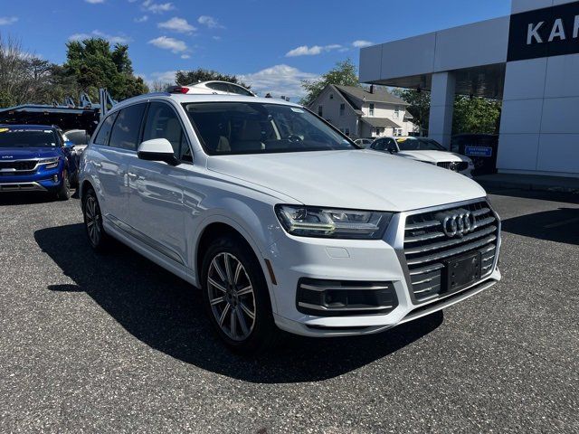 2018 Audi Q7 Premium Plus