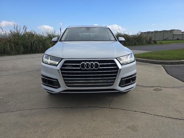 2018 Audi Q7 Prestige