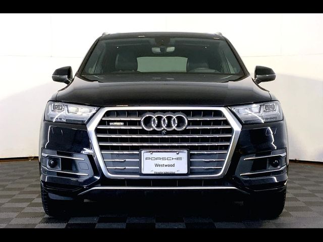 2018 Audi Q7 Prestige