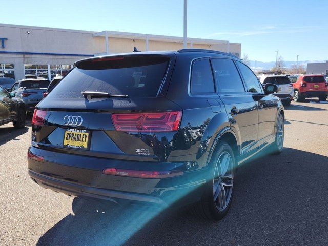 2018 Audi Q7 Prestige