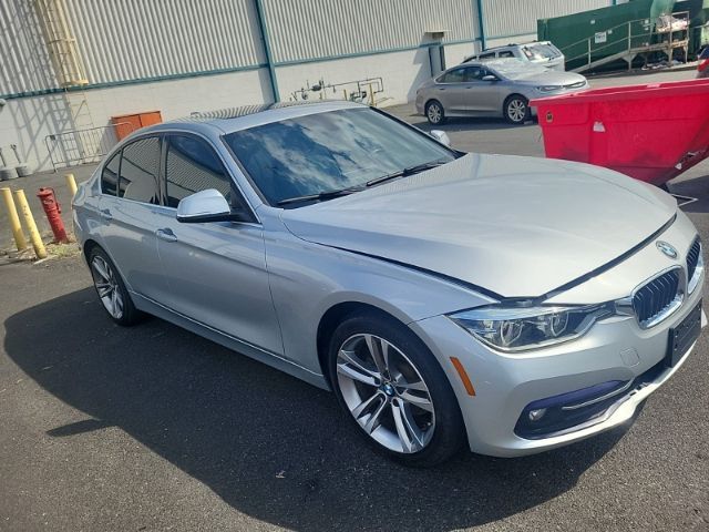 2018 BMW 3 Series 330i xDrive