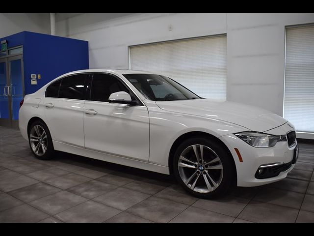 2018 BMW 3 Series 330i xDrive