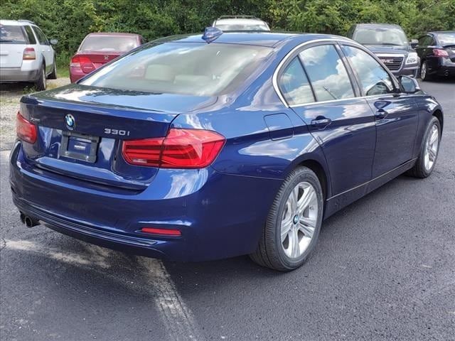 2018 BMW 3 Series 330i xDrive