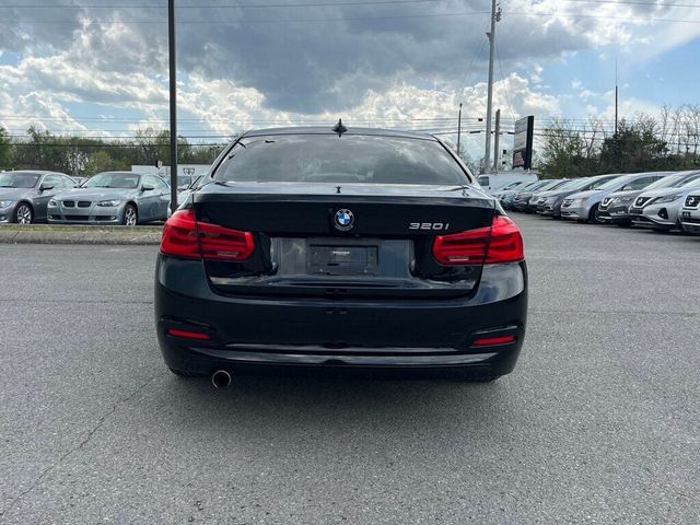 2018 BMW 3 Series 320i