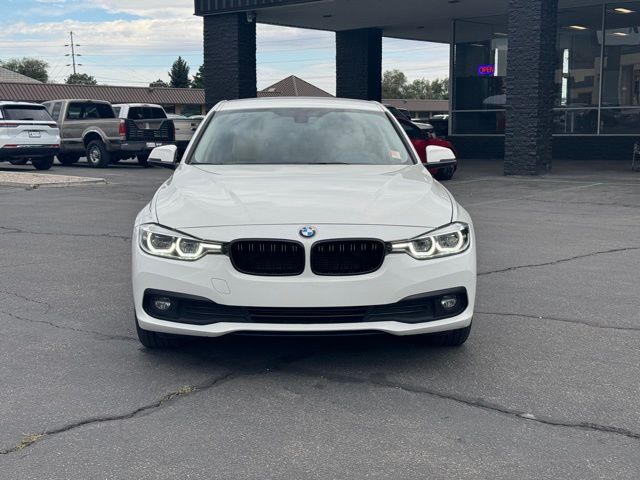 2018 BMW 3 Series 320i