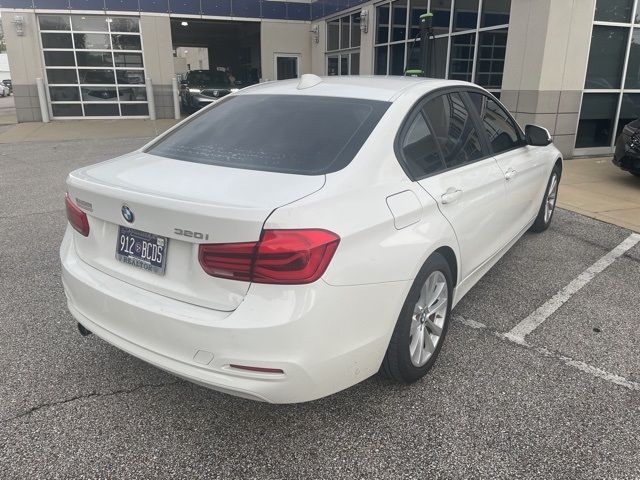 2018 BMW 3 Series 320i