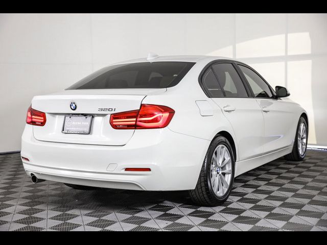 2018 BMW 3 Series 320i