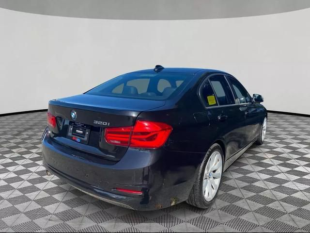 2018 BMW 3 Series 320i