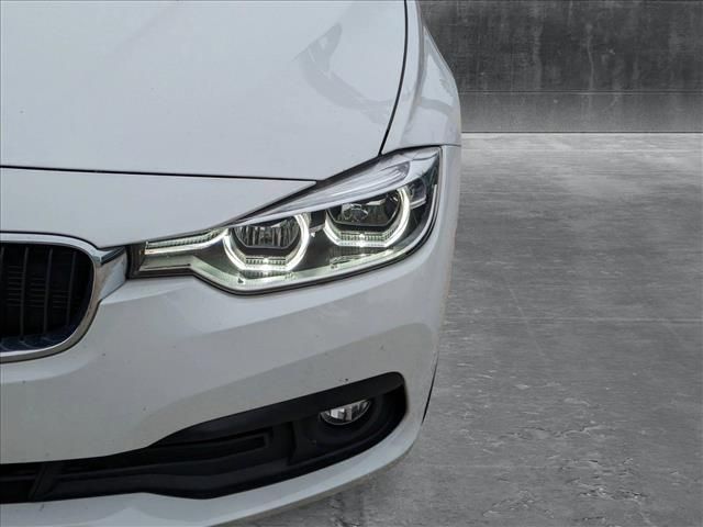 2018 BMW 3 Series 320i xDrive