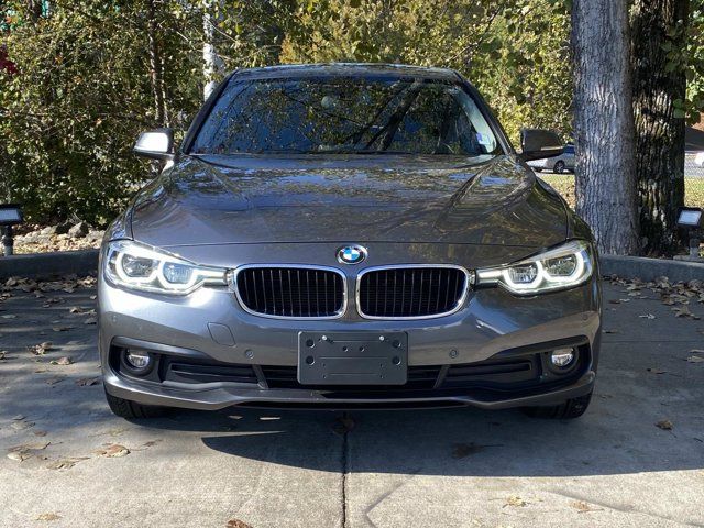 2018 BMW 3 Series 320i xDrive