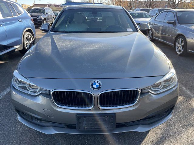 2018 BMW 3 Series 320i xDrive