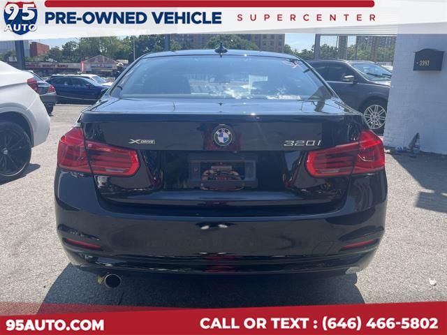 2018 BMW 3 Series 320i xDrive