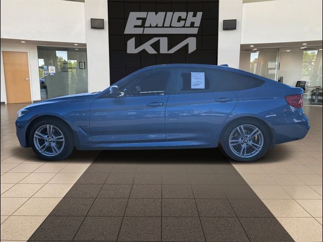 2018 BMW 3 Series 330i xDrive