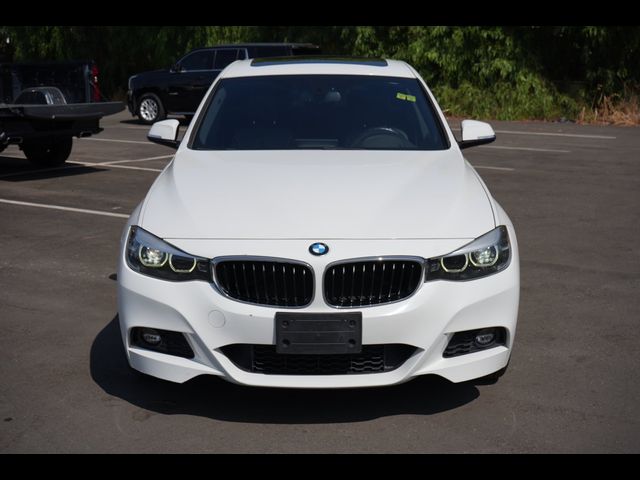 2018 BMW 3 Series 330i xDrive