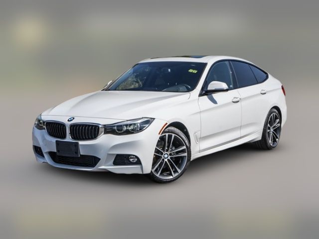 2018 BMW 3 Series 330i xDrive